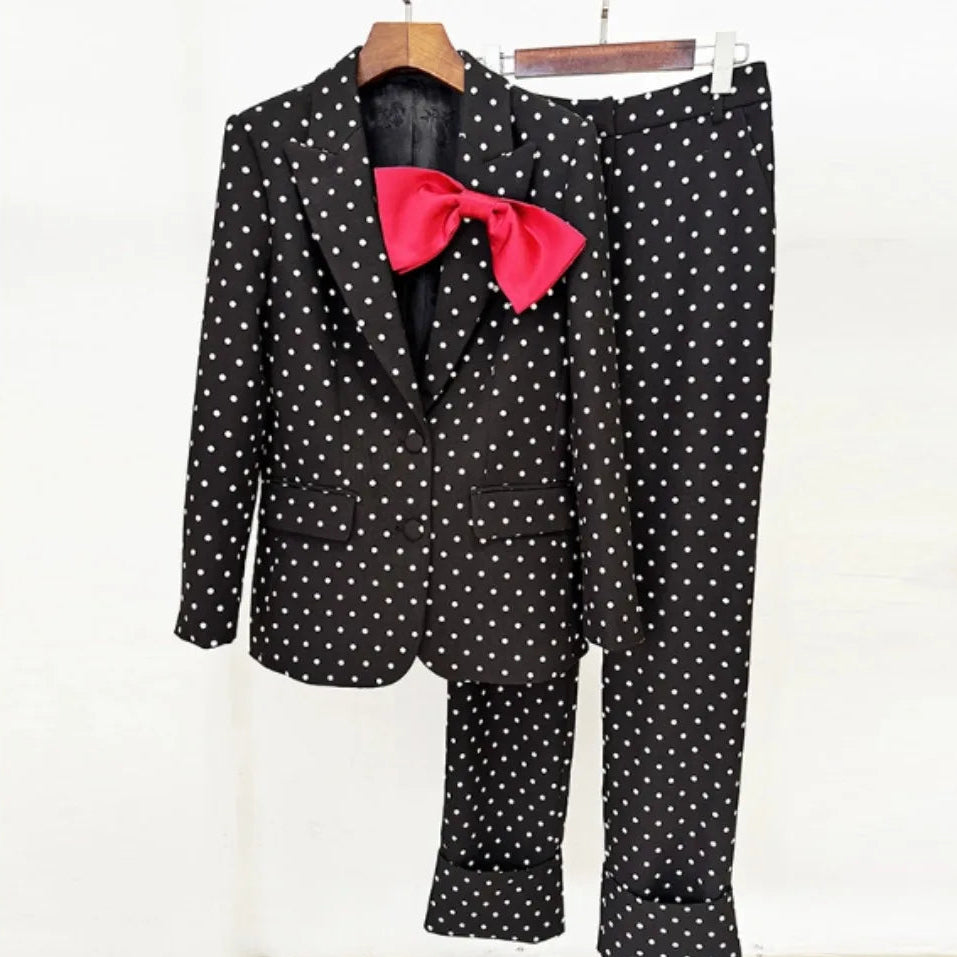 Valveria Chic Blazer and pants set