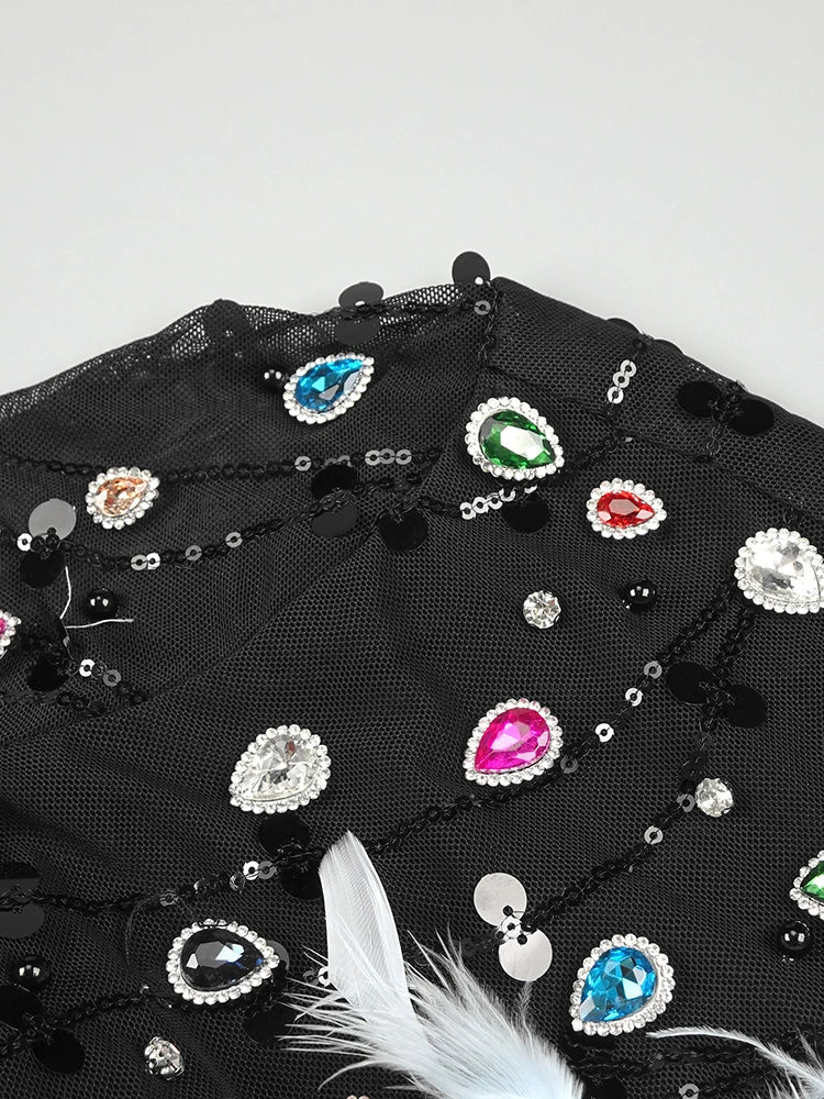 Altessa - A short dress with sparkling Jewels and luxurious Feathered trim - Lu Di Lusso