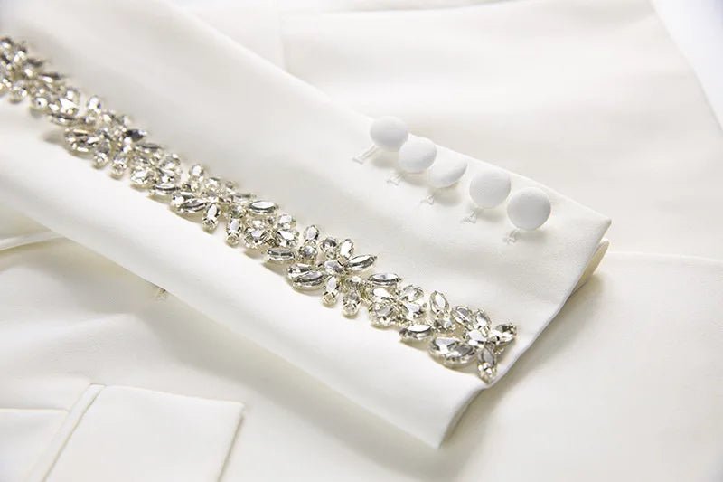 Crystanova A dazzling crystal - embellished blazer and pants set - Lu Di Lusso