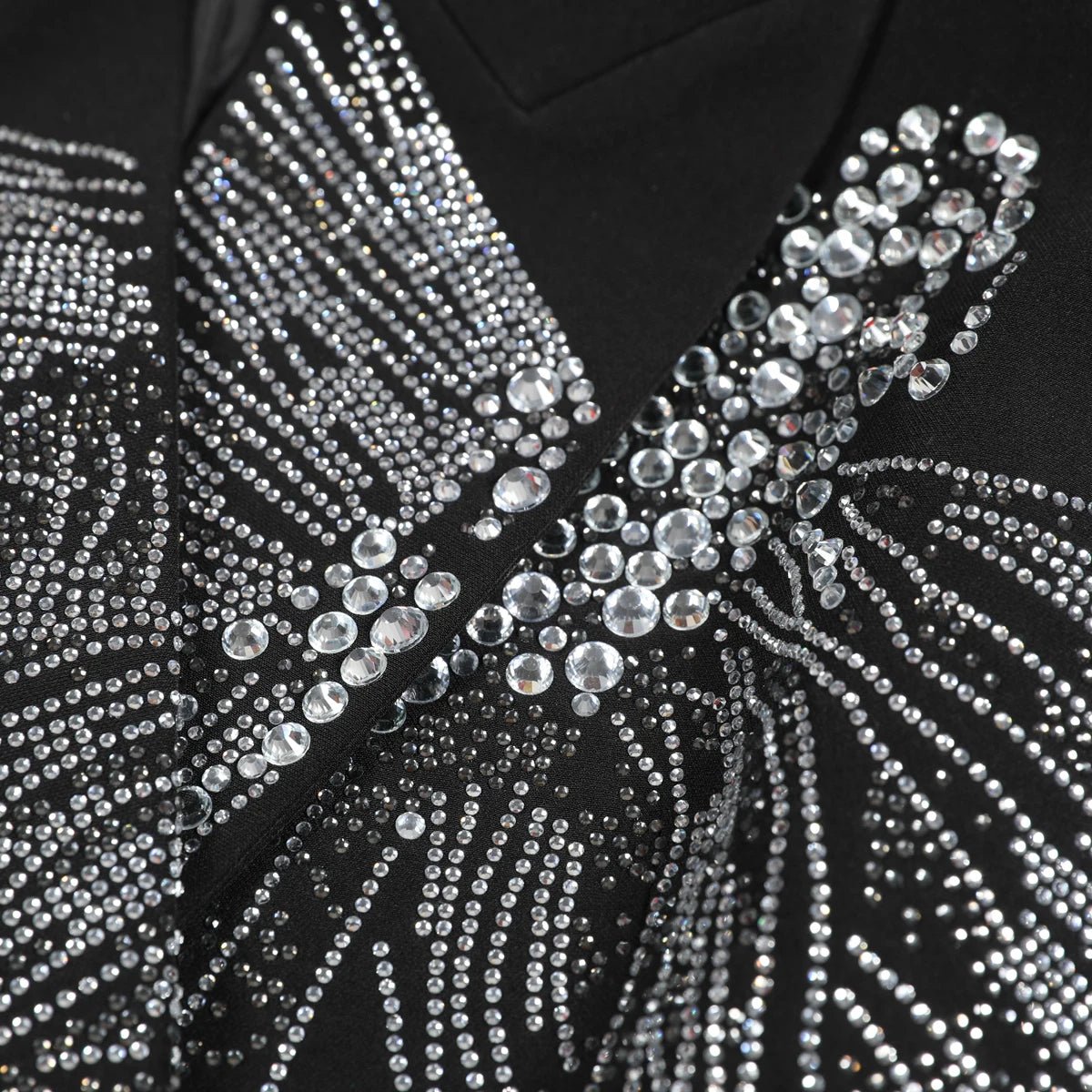 Elarion Elegant blazer with silver details - Lu Di Lusso