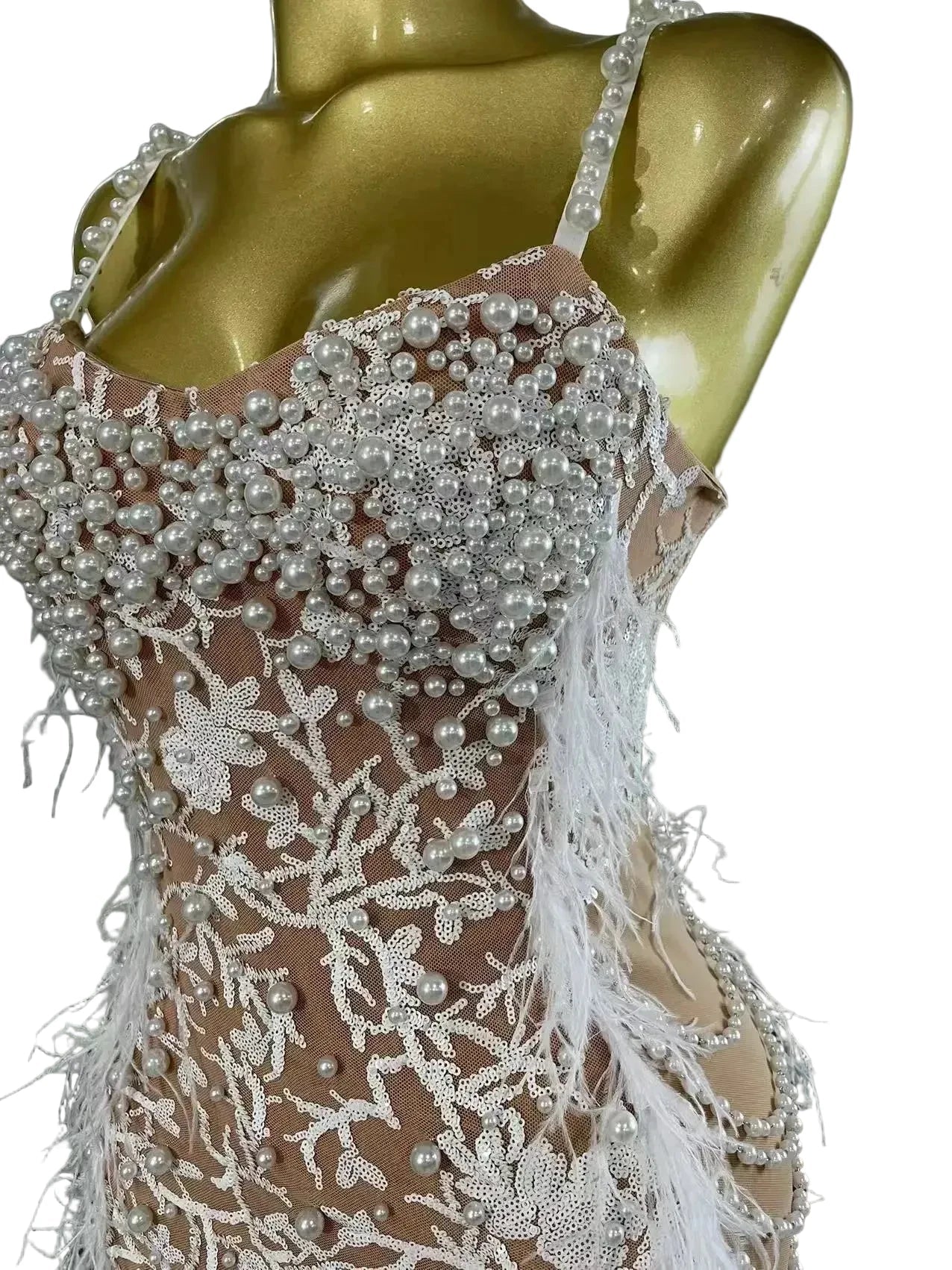 FEYRA Feather Evening Dress - Lu Di Lusso