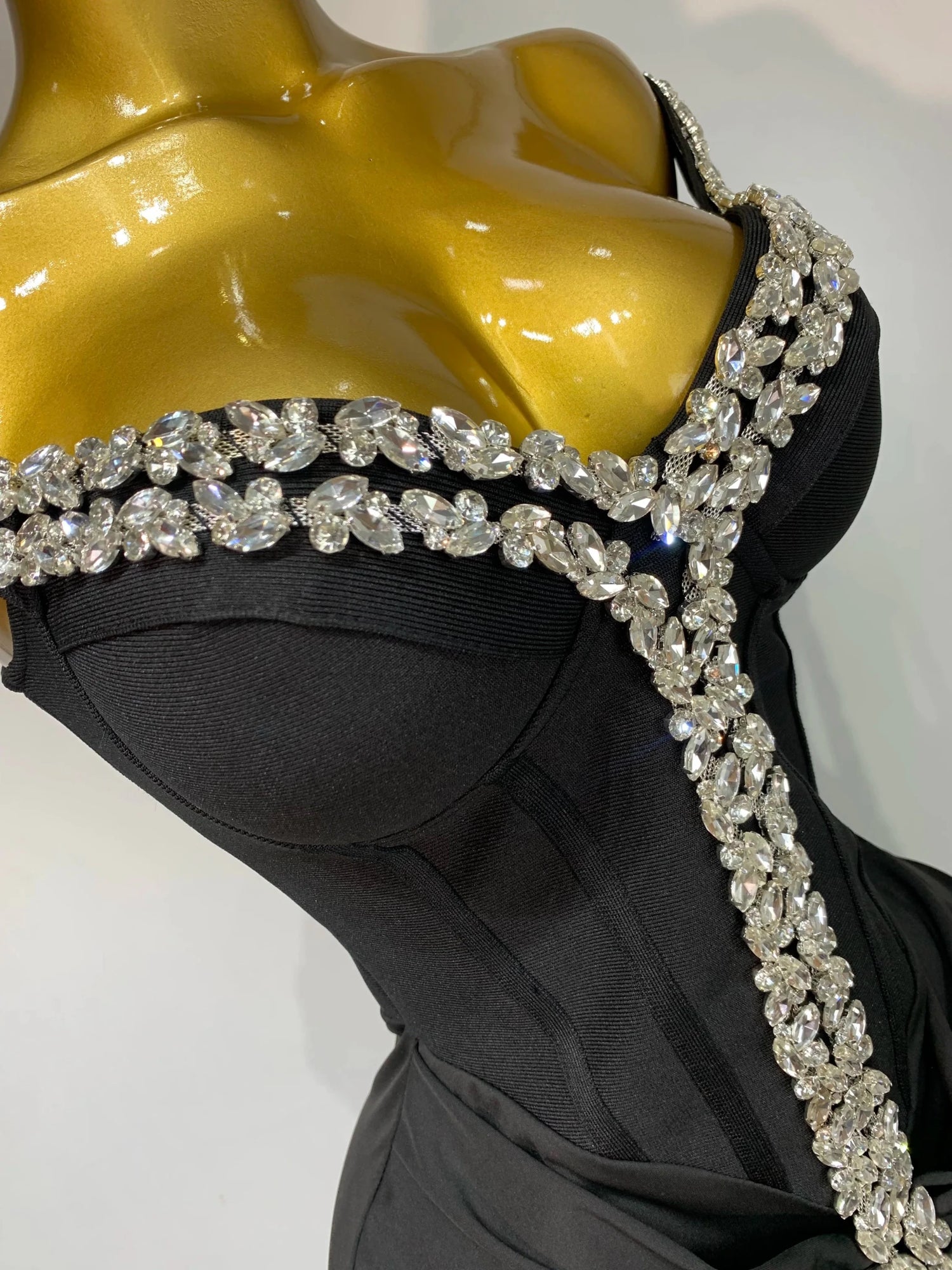 GLAMY Off - Shoulder Diamond Bandage Dress - Lu Di Lusso