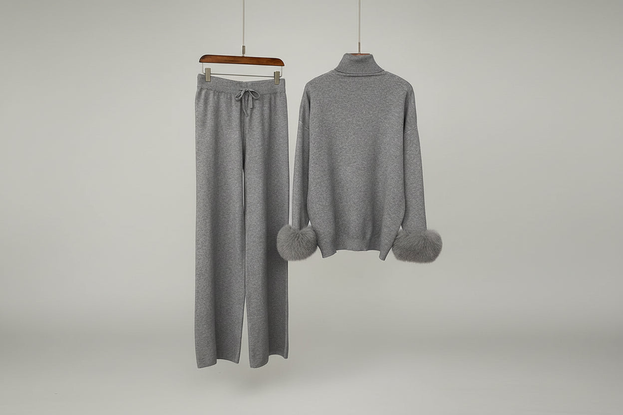 Ivlin Fox Fur Knitted Set – Real Fur Cuff Sweater & Pants Winter Outfit - Lu Di Lusso