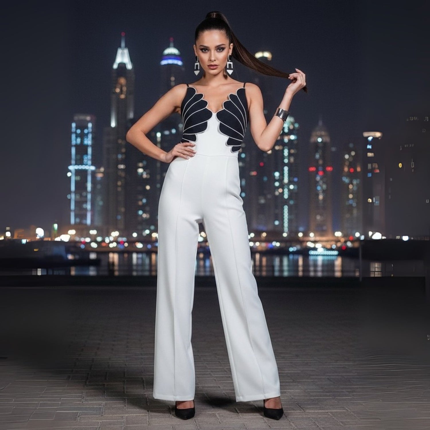 Liora slimming, sleeveless jumpsuit - Lu Di Lusso