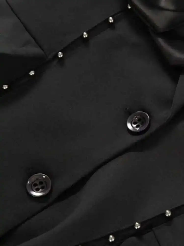 Marclaire Elegant black trench coat with waist belt and floral detail - Lu Di Lusso