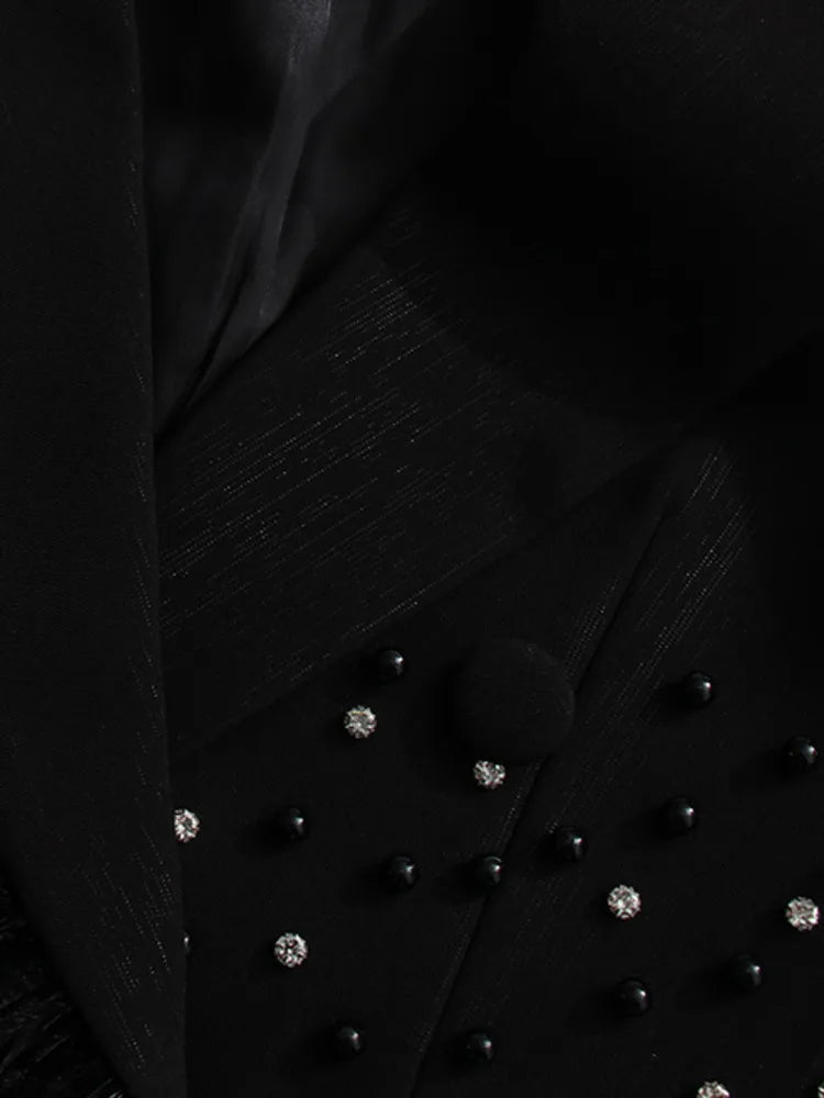 Noira elegant jacket with feather and diamond details. - Lu Di Lusso