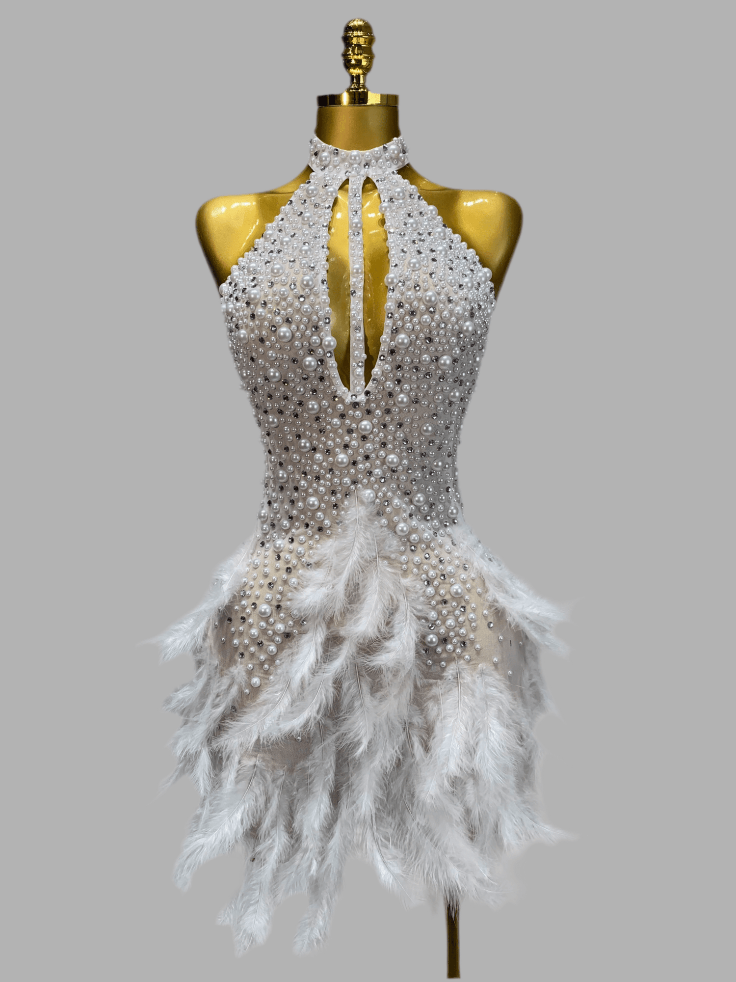 Perlamode Short pearl - embellished dress with feathers - Lu Di Lusso