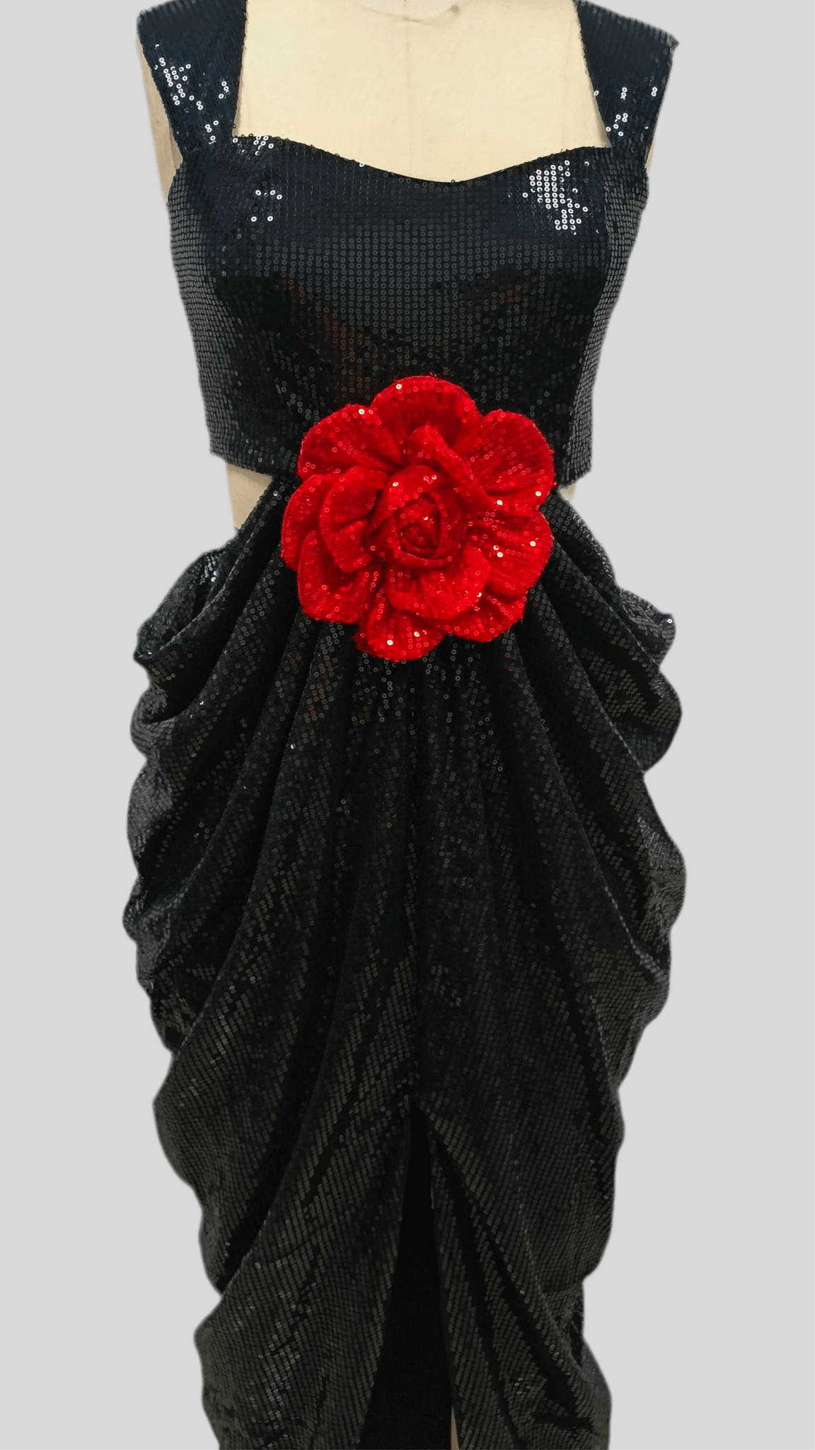 Rosavine Black sequin gown featuring a bold red rose - Lu Di Lusso