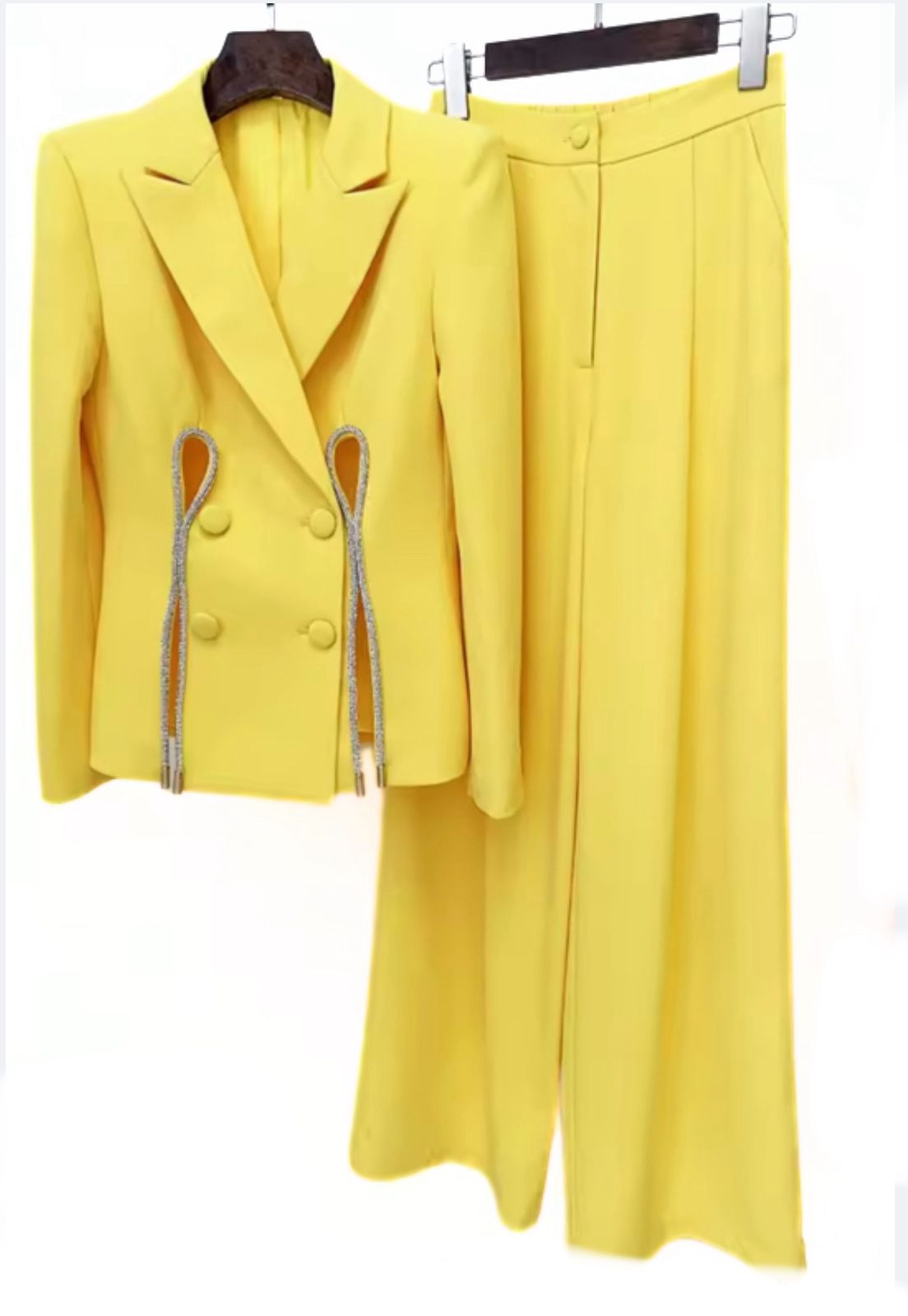 Solar Muse - Chic mustard yellow blazer and pants set with Crystal details. - Lu Di Lusso