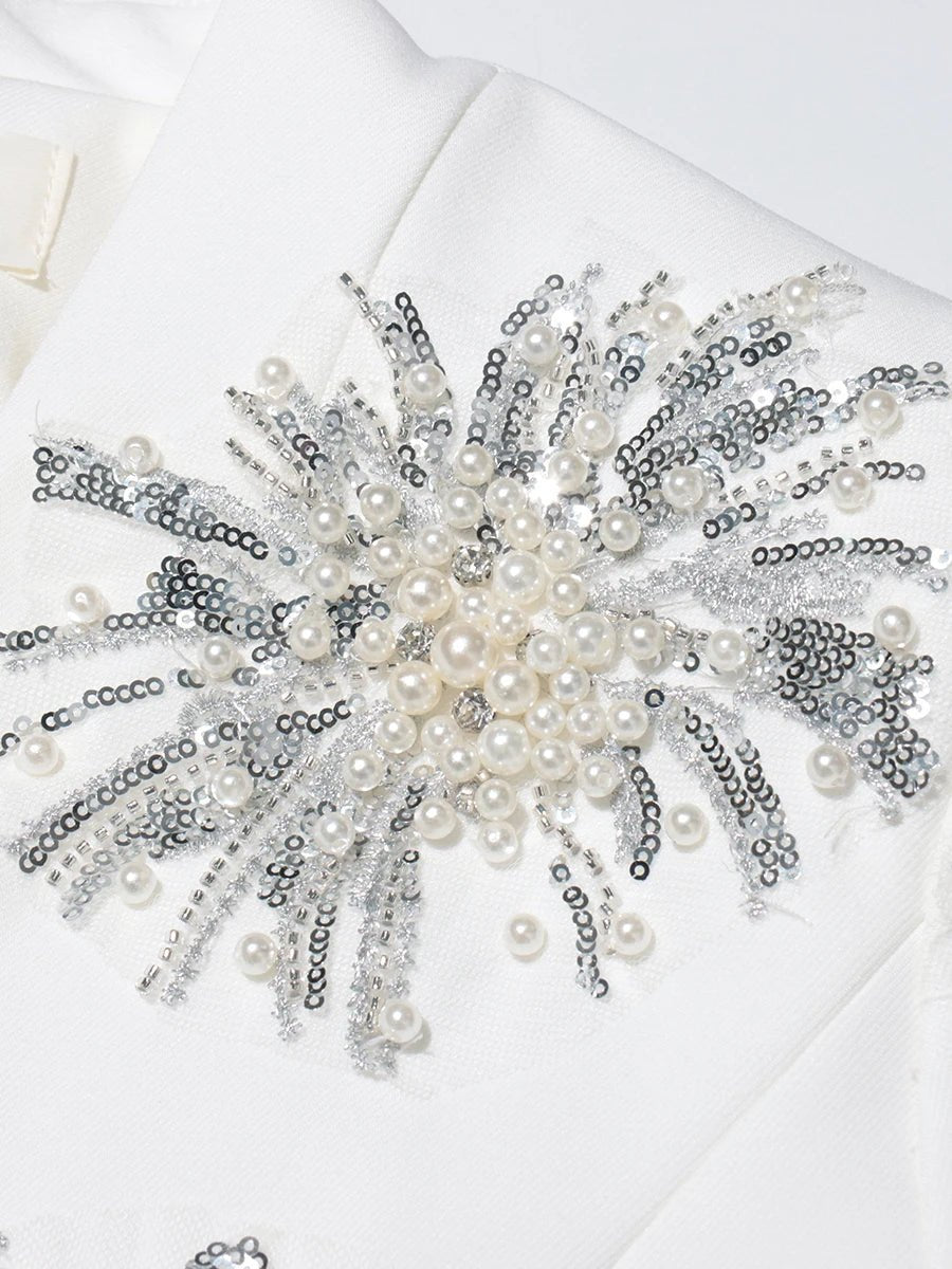 Stardust Flare - A white and black Blazer with sparkling details. - Lu Di Lusso